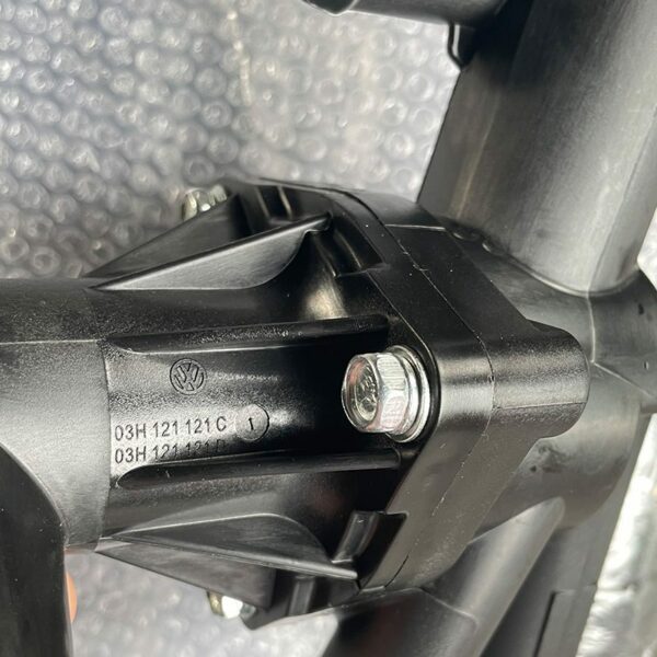 03H 121 121C Thermostat Cover - Suitable for Audi Q7 – Image 2