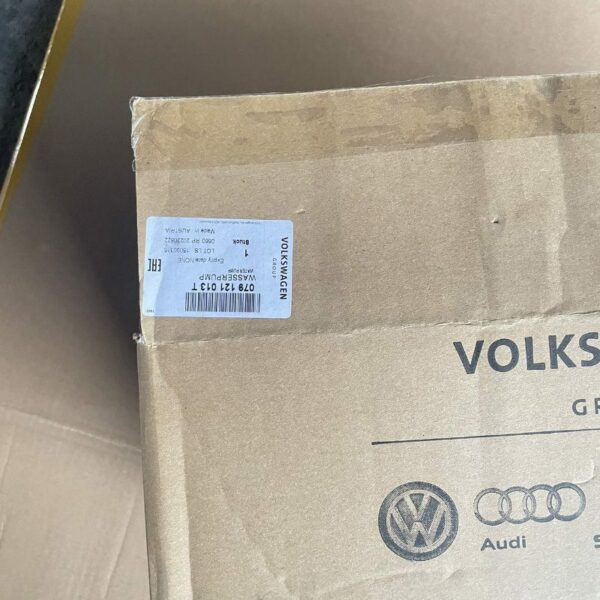079 121 013T Water Pump - Suitable for Audi RS4, RS5 – Image 3