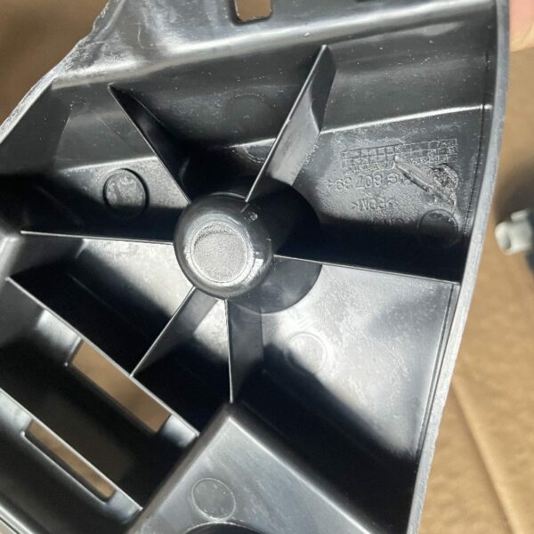 11G 807 393 11G 807 394 guide frame suitable for Volkswagen ID – Image 3