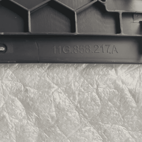 11G 858 217 A 8W8 Dashboard Cover (ID4 L) - Hình ảnh 2