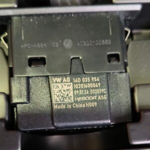 14D 035 954 Dual USB Charging Interface - Suitable for Volkswagen ID7