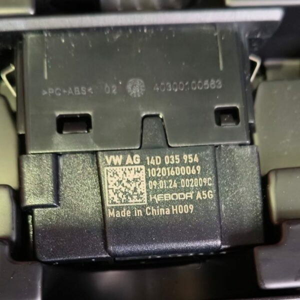 14D 035 954 Dual USB Charging Interface - Suitable for Volkswagen ID7
