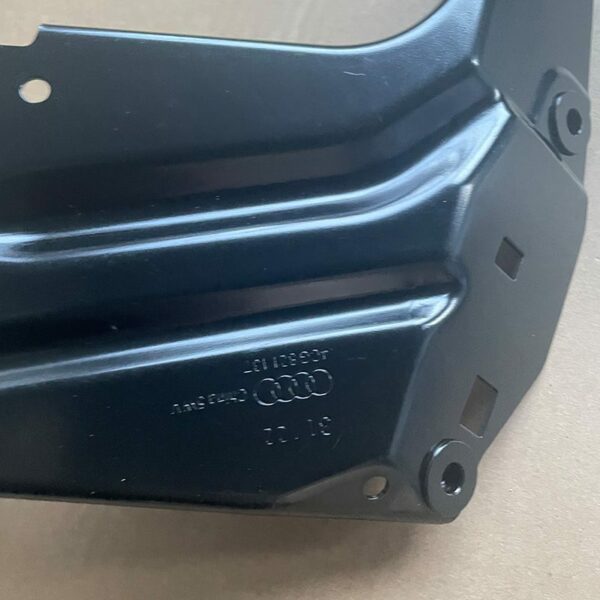 4CG 821 135 Fender Bracket Left - Suitable for Audi – Image 3