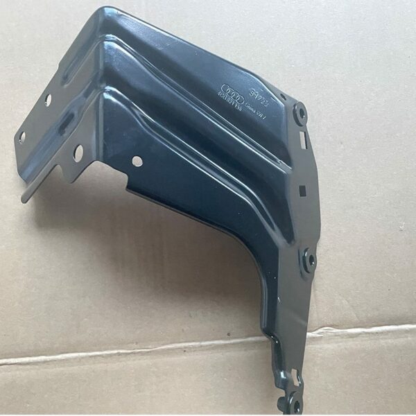 4CG 821 136 Fender Iron Bracket Right - Suitable for Audi Q6 – Image 3