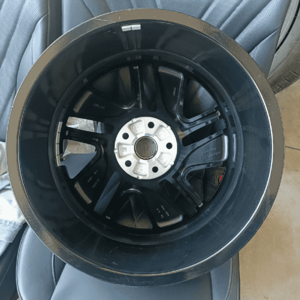4CG601025G Aluminum Alloy Wheel Hub - Suitable for Audi Q6 - Hình ảnh 2