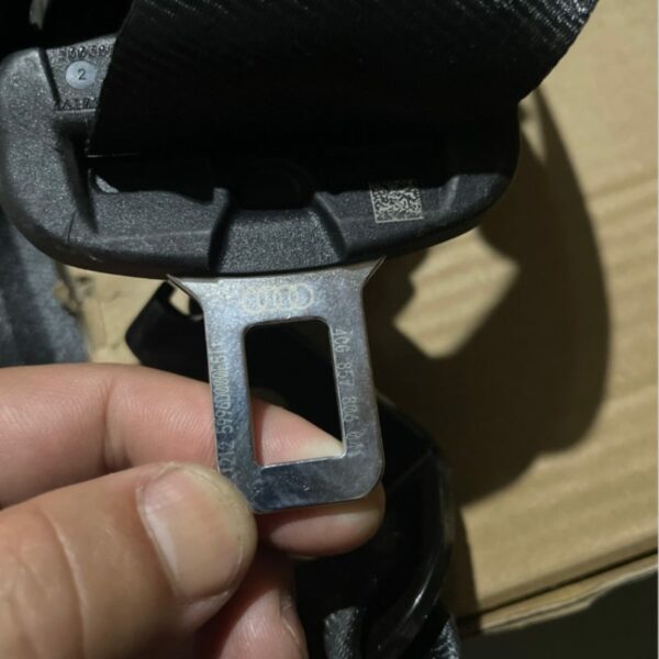 4CG857806041 Rear Seat Belt (R) - Suitable for Audi Q6 – Bild 3