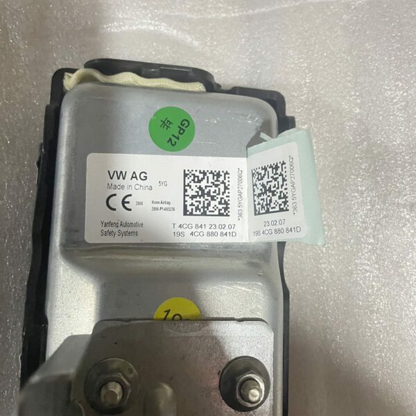 4CG 880 841 D knee airbag unit for Audi Q6 - Hình ảnh 4