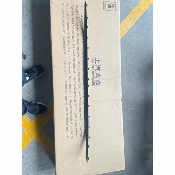 4KG 807 110 spoiler suitable for Audi A7L - Imagen 2