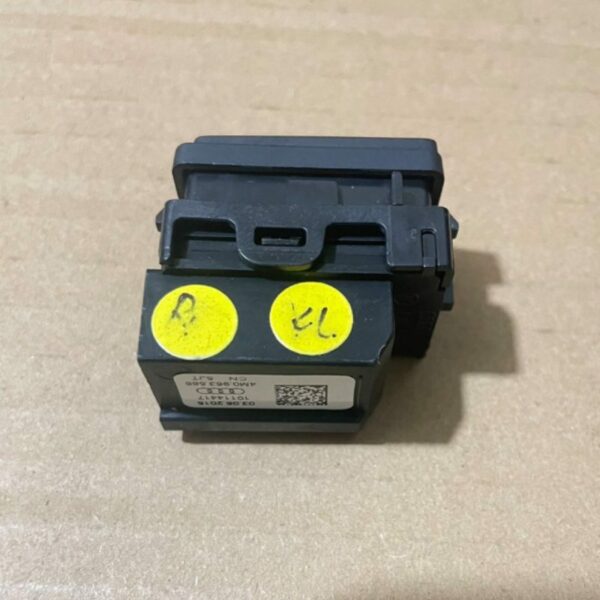 4M0 963 566 Air Injection Switch - Suitable for Audi Q7 – Image 2