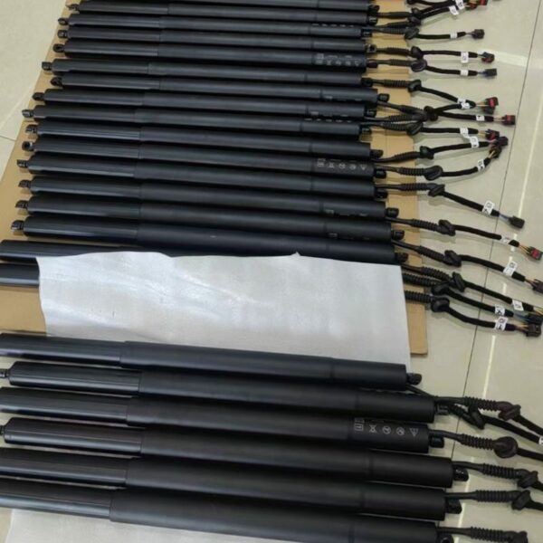 89A 827 851 B trunk lid struts for Audi Q4e tron – Image 3
