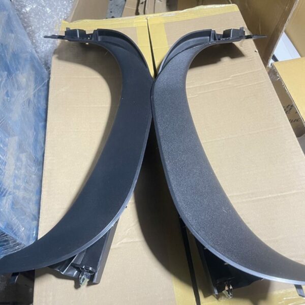 89D 867 607 4PK, 89D 867 608 4PK Trunk Lid Guard - Suitable for Audi Q5e tron - Hình ảnh 4