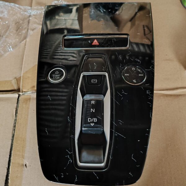 ⁦89D864241 Center Console - Suitable for Audi Q5e tron⁩ - الصورة ⁦2⁩
