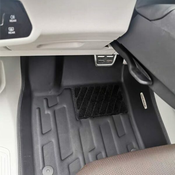 FAW A13 001 LGE Original Floor Mat - Suitable for ID6 - Imagen 2