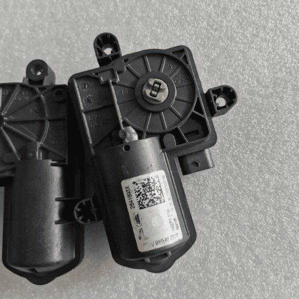 LR117492 Exhaust Valve Motor – Bild 4
