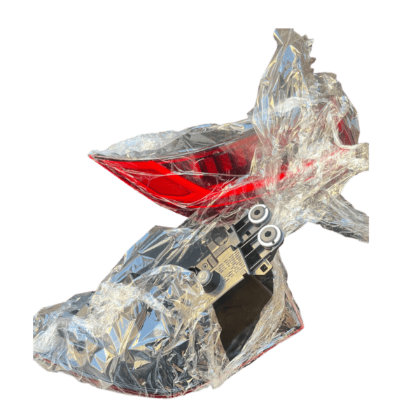 4K8 945 069B 4K8 945 070B Tail Light Suitable for A7L – Image 2