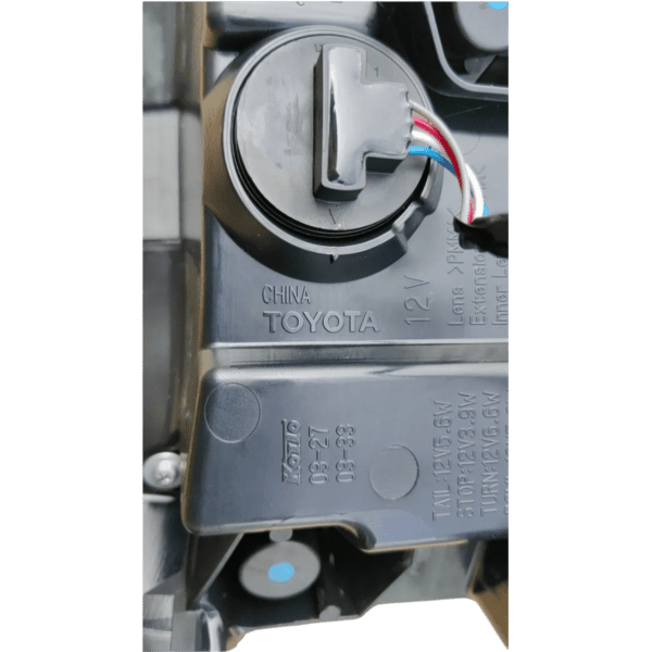 81550-03030 Right Rear Combination Lamp Assembly Suitable for Toyota BZ3 – Image 3