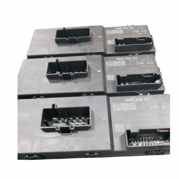 ⁦5WB 959 107: Control unit "Voice synthesis" suitable for Audi Q2L e-tron⁩ - الصورة ⁦3⁩