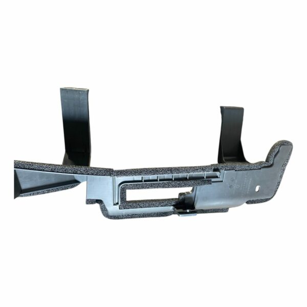 8112130-DE31 Front Module Left Air Guide Panel Assembly for Changan UNI-V - Image 3